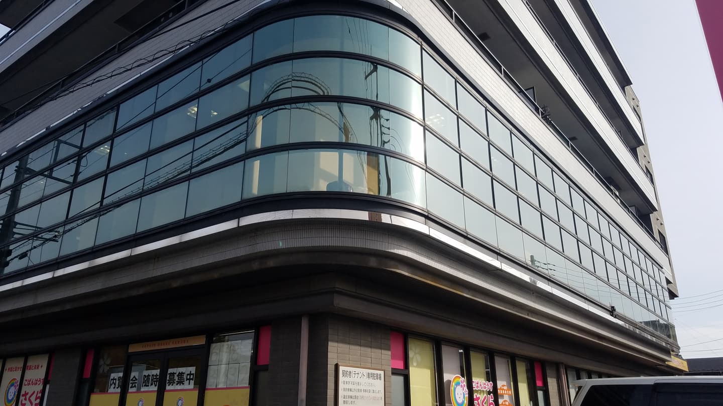 クレバ株式会社　外観